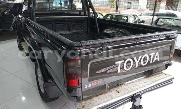 Acheter Occasion Voiture Toyota Hilux Noir à Chingola, Zambie Acheter Occasion Voiture Toyota Hilux Noir à Chingola, Zambie