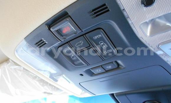 Buy Used Toyota Alphard White Car in Lusaka in Zambia Buy Used Toyota Alphard White Car in Lusaka in Zambia