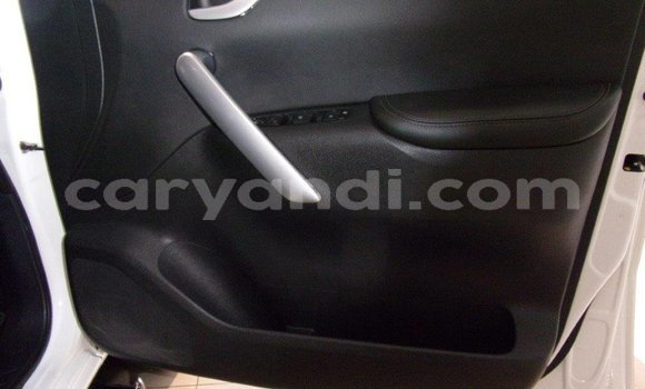 Buy Used Mercedes‒Benz 250 White Car in Lusaka in Zambia Buy Used Mercedes‒Benz 250 White Car in Lusaka in Zambia