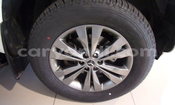 Buy Used Mercedes‒Benz 250 White Car in Lusaka in Zambia Buy Used Mercedes‒Benz 250 White Car in Lusaka in Zambia