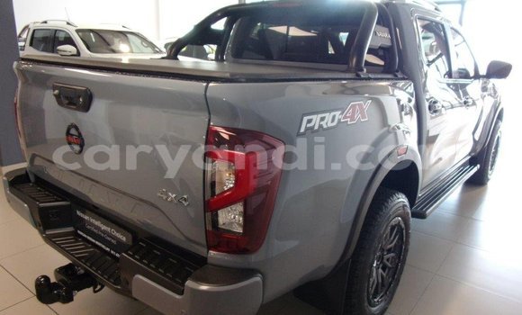Buy Used Nissan Navara Silver Car in Lusaka in Zambia Buy Used Nissan Navara Silver Car in Lusaka in Zambia