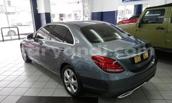 Nunua Ilio tumika Mercedes-Benz C-Classe Fedha Gari ndani ya Lusaka nchini Zambia Nunua Ilio tumika Mercedes-Benz C-Classe Fedha Gari ndani ya Lusaka nchini Zambia