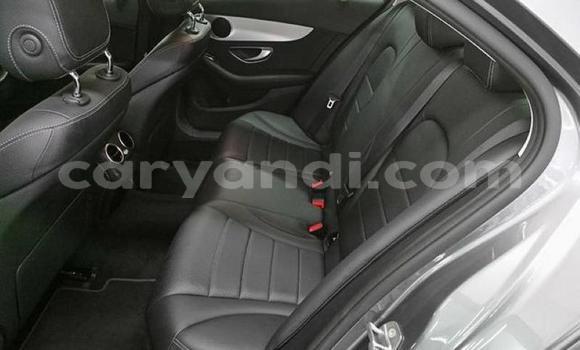 Nunua Ilio tumika Mercedes-Benz C-Classe Fedha Gari ndani ya Lusaka nchini Zambia Nunua Ilio tumika Mercedes-Benz C-Classe Fedha Gari ndani ya Lusaka nchini Zambia