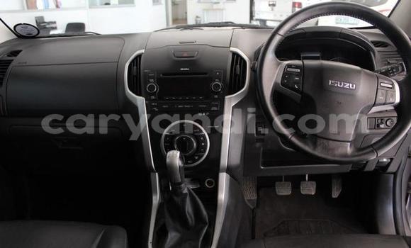 Nunua Ilio tumika Isuzu KB Nyingine Gari ndani ya Lusaka nchini Zambia Nunua Ilio tumika Isuzu KB Nyingine Gari ndani ya Lusaka nchini Zambia