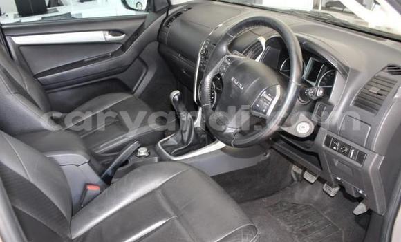 Nunua Ilio tumika Isuzu KB Nyingine Gari ndani ya Lusaka nchini Zambia Nunua Ilio tumika Isuzu KB Nyingine Gari ndani ya Lusaka nchini Zambia