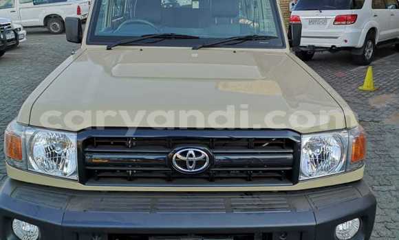 Acheter Occasion Voiture Toyota Land Cruiser Beige à Lusaka, Zambie Acheter Occasion Voiture Toyota Land Cruiser Beige à Lusaka, Zambie