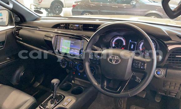 Acheter Occasion Voiture Toyota Hilux Gris à Lusaka, Zambie Acheter Occasion Voiture Toyota Hilux Gris à Lusaka, Zambie