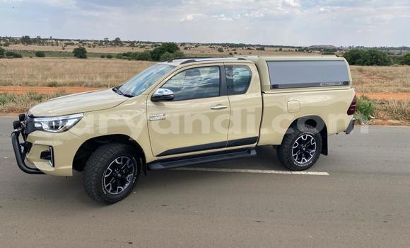 Acheter Occasion Voiture Toyota Hilux Gris à Lusaka, Zambie Acheter Occasion Voiture Toyota Hilux Gris à Lusaka, Zambie