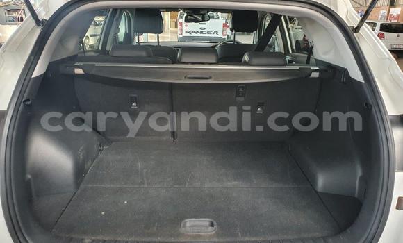 Acheter Occasion Voiture Hyundai Tucson Blanc à Lusaka, Zambie Acheter Occasion Voiture Hyundai Tucson Blanc à Lusaka, Zambie