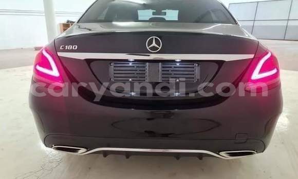 Acheter Occasion Voiture Mercedes-Benz C-Classe Noir à Lusaka, Zambie Acheter Occasion Voiture Mercedes-Benz C-Classe Noir à Lusaka, Zambie