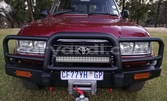Acheter Occasion Voiture Toyota Land Cruiser Rouge à Lusaka, Zambie Acheter Occasion Voiture Toyota Land Cruiser Rouge à Lusaka, Zambie