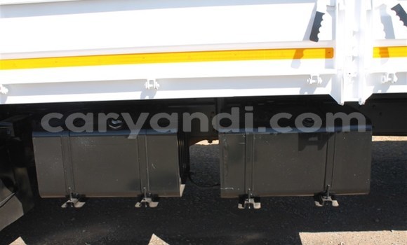 Acheter Occasion Utilitaire Isuzu FTR 850 Blanc à Lusaka, Zambie Acheter Occasion Utilitaire Isuzu FTR 850 Blanc à Lusaka, Zambie