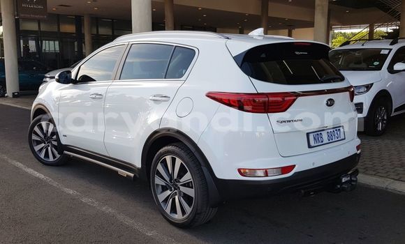 Buy Used Kia Sportage White Car in Lusaka in Zambia Buy Used Kia Sportage White Car in Lusaka in Zambia