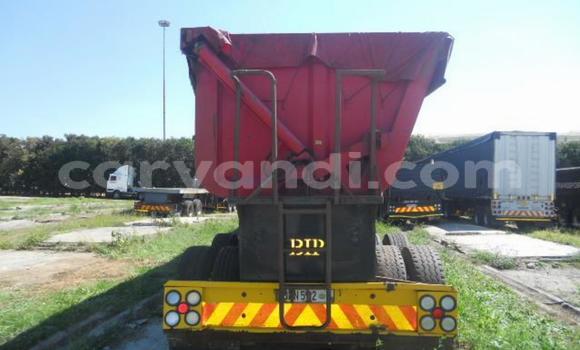 Tenga Tsaru Nissan UD Chena Rori in Lusaka in Zambia Tenga Tsaru Nissan UD Chena Rori in Lusaka in Zambia