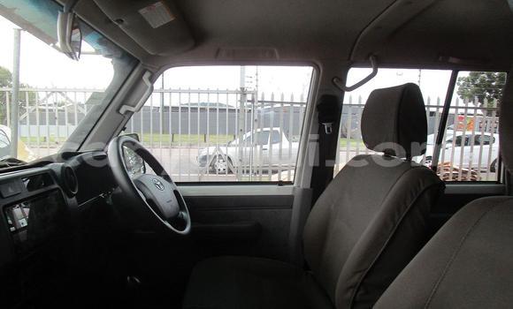Buy Used Toyota Land Cruiser White Car in Lusaka in Zambia Buy Used Toyota Land Cruiser White Car in Lusaka in Zambia