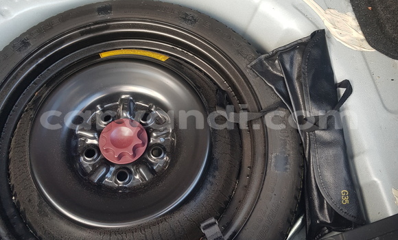 Acheter Neuf Voiture Toyota Auris Blanc à Lusaka, Zambie