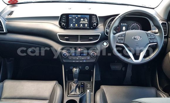 Acheter Occasion Voiture Hyundai Tucson Gris à Lusaka, Zambie Acheter Occasion Voiture Hyundai Tucson Gris à Lusaka, Zambie