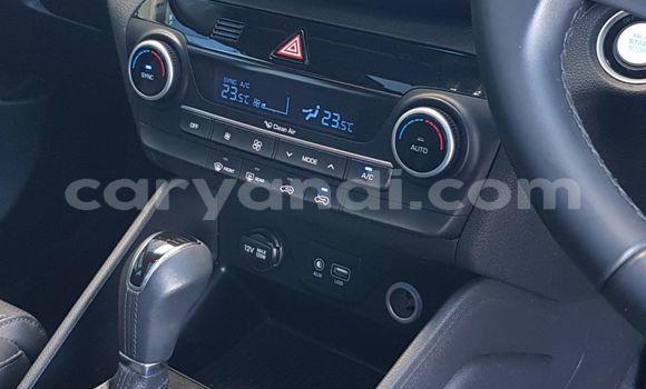 Acheter Occasion Voiture Hyundai Tucson Gris à Lusaka, Zambie Acheter Occasion Voiture Hyundai Tucson Gris à Lusaka, Zambie