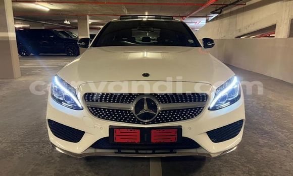 Buy Used Mercedes-Benz C-Classe White Car in Chingola in Zambia Buy Used Mercedes-Benz C-Classe White Car in Chingola in Zambia