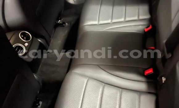 Acheter Occasion Voiture Mercedes-Benz C-Classe Blanc à Chingola, Zambie Acheter Occasion Voiture Mercedes-Benz C-Classe Blanc à Chingola, Zambie