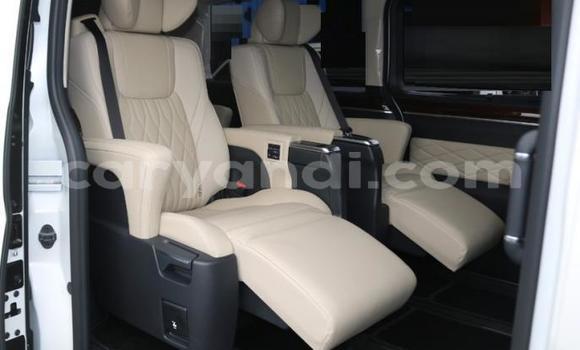 Buy Used Toyota Grand HiAce White Car in Lusaka in Zambia Buy Used Toyota Grand HiAce White Car in Lusaka in Zambia