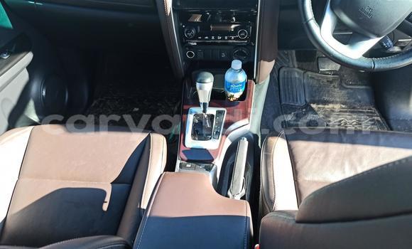 Acheter Occasion Voiture Toyota Fortuner Blanc à Lusaka, Zambie Acheter Occasion Voiture Toyota Fortuner Blanc à Lusaka, Zambie