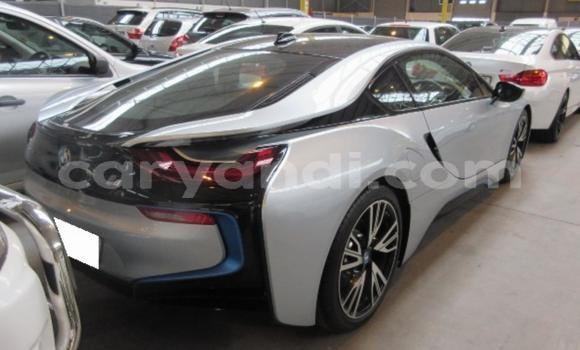 Acheter Occasion Voiture BMW i8 Gris à Lusaka, Zambie Acheter Occasion Voiture BMW i8 Gris à Lusaka, Zambie