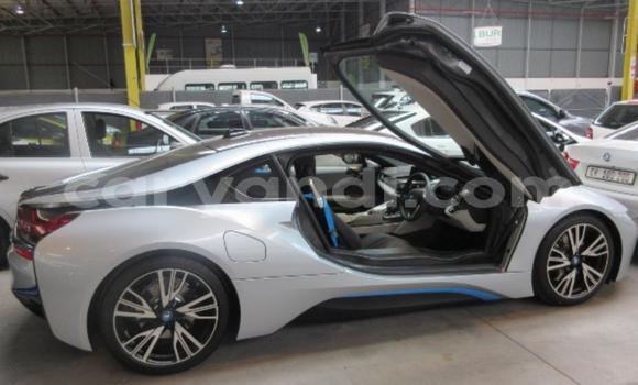 Acheter Occasion Voiture BMW i8 Gris à Lusaka, Zambie Acheter Occasion Voiture BMW i8 Gris à Lusaka, Zambie
