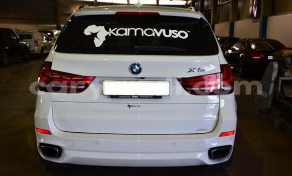 Acheter Occasion Voiture BMW 1-Series Blanc à Lusaka, Zambie Acheter Occasion Voiture BMW 1-Series Blanc à Lusaka, Zambie