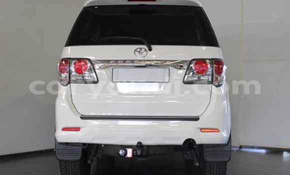 Buy Used Toyota Fortuner White Car in Chipata in Zambia Buy Used Toyota Fortuner White Car in Chipata in Zambia
