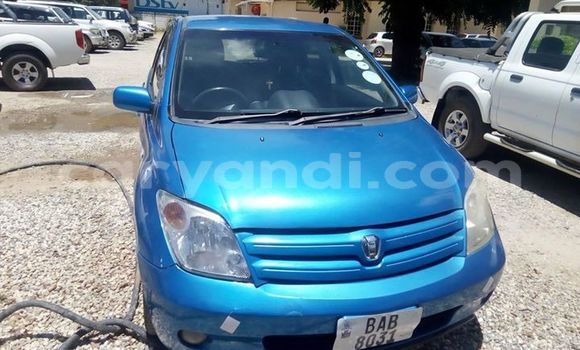 Acheter Occasion Voiture Toyota IST Bleu à Kabwe, Zambie Acheter Occasion Voiture Toyota IST Bleu à Kabwe, Zambie