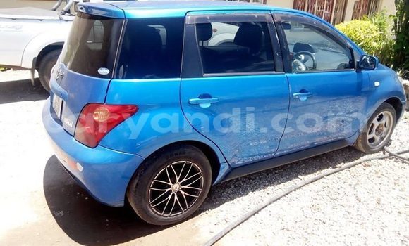 Acheter Occasion Voiture Toyota IST Bleu à Kabwe, Zambie Acheter Occasion Voiture Toyota IST Bleu à Kabwe, Zambie