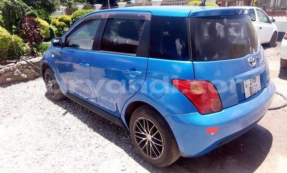 Acheter Occasion Voiture Toyota IST Bleu à Kabwe, Zambie Acheter Occasion Voiture Toyota IST Bleu à Kabwe, Zambie