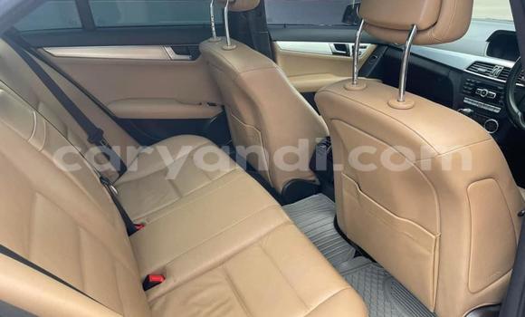 Acheter Import Voiture Mercedes‒Benz C–Class Noir à Lusaka, Zambie Acheter Import Voiture Mercedes‒Benz C–Class Noir à Lusaka, Zambie
