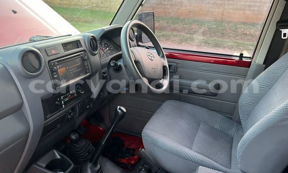 Acheter Occasion Voiture Toyota Land Cruiser Autre à Lusaka, Zambie Acheter Occasion Voiture Toyota Land Cruiser Autre à Lusaka, Zambie