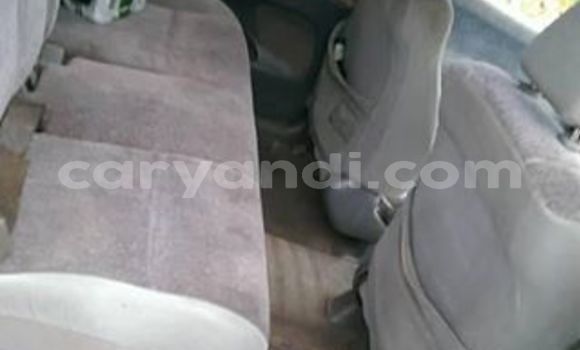 Acheter Occasion Voiture Toyota Ipsum Gris à Kabwe, Zambie Acheter Occasion Voiture Toyota Ipsum Gris à Kabwe, Zambie