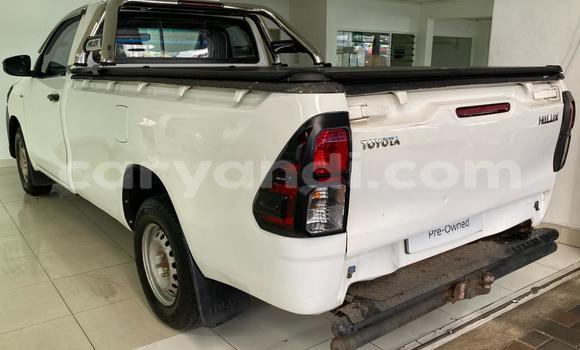 Tenga Tsaru Toyota Hilux Chena Mota in Lusaka in Zambia Tenga Tsaru Toyota Hilux Chena Mota in Lusaka in Zambia