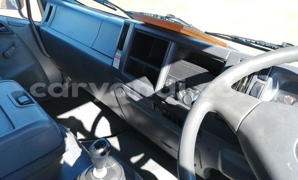 Tenga Tsaru Isuzu FTR 850 Zvimwe Rori in Zambezi in North-Western Tenga Tsaru Isuzu FTR 850 Zvimwe Rori in Zambezi in North-Western