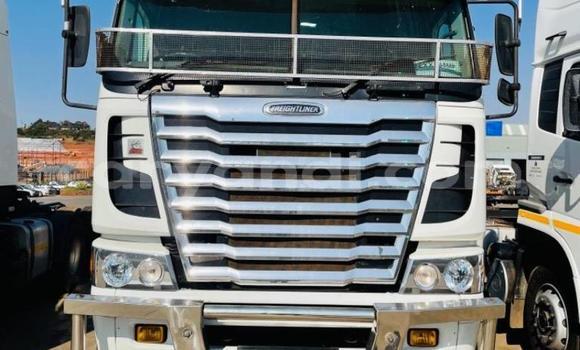 Acheter Occasion Utilitaire Scania R420 Blanc à Lusaka, Zambie Acheter Occasion Utilitaire Scania R420 Blanc à Lusaka, Zambie