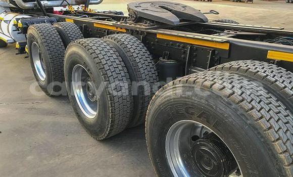 Acheter Occasion Utilitaire Caterpillar 120 Blanc à Choma, Du sud Acheter Occasion Utilitaire Caterpillar 120 Blanc à Choma, Du sud