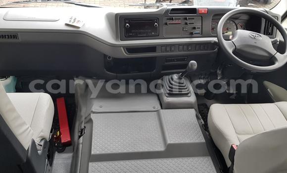Buy Used Toyota HiAce Other Truck in Kapiri Mposhi in Central Buy Used Toyota HiAce Other Truck in Kapiri Mposhi in Central