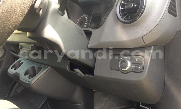 Acheter Occasion Utilitaire Mercedes–Benz Sprinter Blanc à Samfya, Luapala Acheter Occasion Utilitaire Mercedes–Benz Sprinter Blanc à Samfya, Luapala