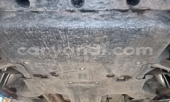 Acheter Occasion Voiture Land Rover Range Rover Rouge à Chingola, Zambie Acheter Occasion Voiture Land Rover Range Rover Rouge à Chingola, Zambie