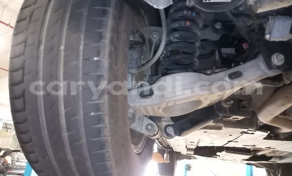 Acheter Occasion Voiture Land Rover Range Rover Rouge à Chingola, Zambie Acheter Occasion Voiture Land Rover Range Rover Rouge à Chingola, Zambie