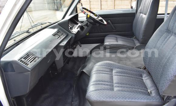 Acheter Occasion Utilitaire Toyota HiAce Blanc à Maamba, Du sud Acheter Occasion Utilitaire Toyota HiAce Blanc à Maamba, Du sud