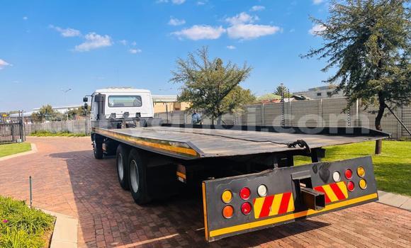 Acheter Occasion Utilitaire Nissan UD Autre à Isoka, Nord Acheter Occasion Utilitaire Nissan UD Autre à Isoka, Nord