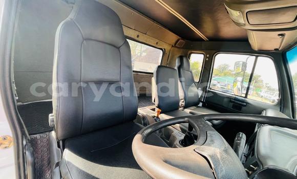 Acheter Occasion Utilitaire Nissan UD Autre à Isoka, Nord Acheter Occasion Utilitaire Nissan UD Autre à Isoka, Nord