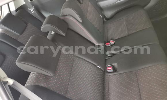 Acheter Occasion Voiture Toyota Avanza Blanc à Mufulira, Zambie Acheter Occasion Voiture Toyota Avanza Blanc à Mufulira, Zambie