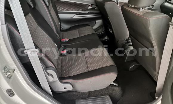 Acheter Occasion Voiture Toyota Avanza Blanc à Mufulira, Zambie Acheter Occasion Voiture Toyota Avanza Blanc à Mufulira, Zambie