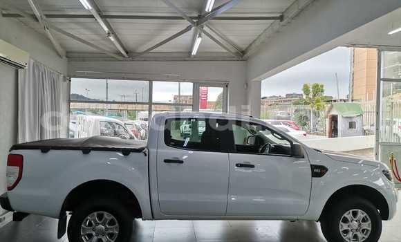 Nunua Ilio tumika Ford Ranger Nyeupe Gari ndani ya Sesheke nchini Magharibi Nunua Ilio tumika Ford Ranger Nyeupe Gari ndani ya Sesheke nchini Magharibi